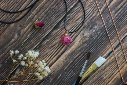 Marbl'd Azalea Flourish Resin/Glass Pendant